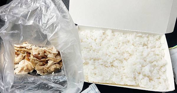 【新店美食】黃記米粉湯(原碧潭黃記)-用餐時間爆多人潮的超人氣小吃店