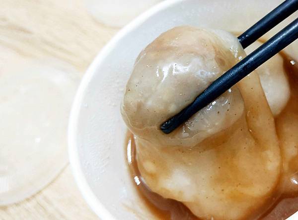 【中和美食】一口小肉圓 (總店)-1顆肉圓不用10元的爆高CP值肉圓店