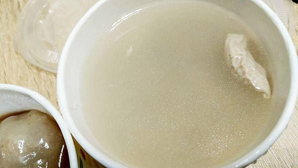 【中和美食】一口小肉圓 (總店)-1顆肉圓不用10元的爆高CP值肉圓店