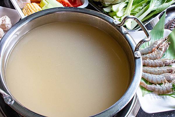 【桃園外帶美食】石頭日式炭火燒肉-外帶燒肉套餐+1元贈送50隻蝦及鯖魚