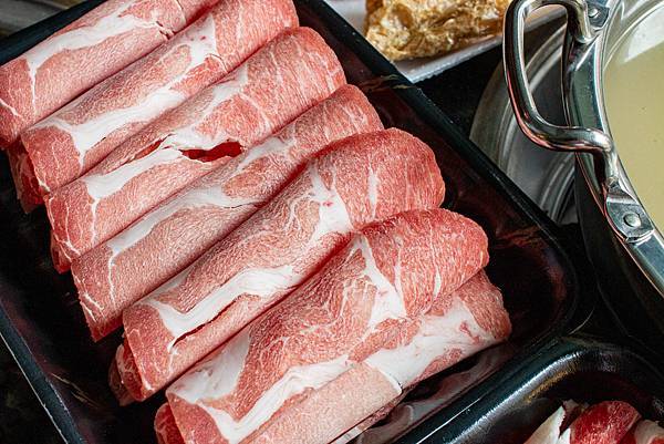 【桃園外帶美食】石頭日式炭火燒肉-外帶燒肉套餐+1元贈送50隻蝦及鯖魚