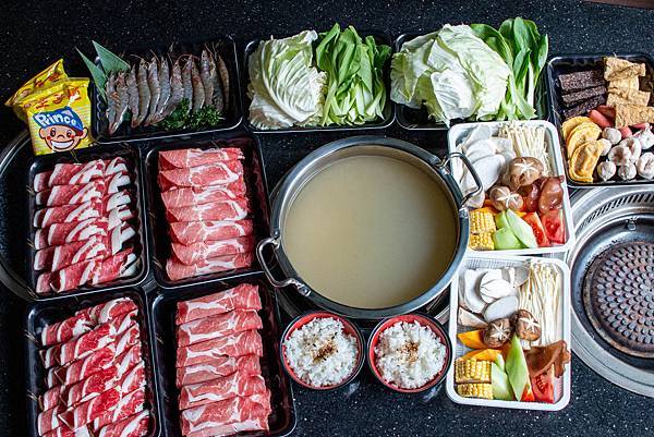 【桃園外帶美食】石頭日式炭火燒肉-外帶燒肉套餐+1元贈送50隻蝦及鯖魚