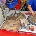 【台北美食】油飯米粉湯豬血湯炸豆腐-20元油飯20元米粉湯，隱藏在巷弄裡的超便宜隱藏版美食