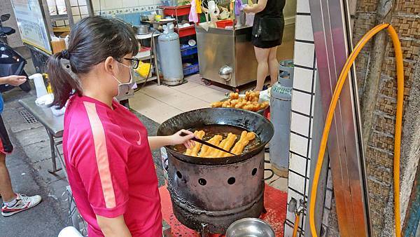 【板橋美食】原味豆漿店-隱藏在巷弄裡的超人氣中式早餐店