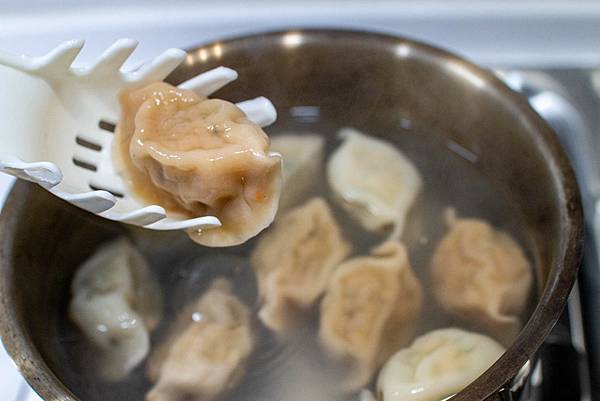 【宅配美食】Good Mall菇貓水餃-市面上絕對吃不到的過貓水餃