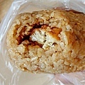 【中和美食】油飯的飯糰-吃了會讚不絕口的無名路邊攤美食