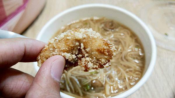 【中和美食】炸糊 手作麵線.秘汁雞排-沒有招牌不起眼卻一吃會上癮的小吃店