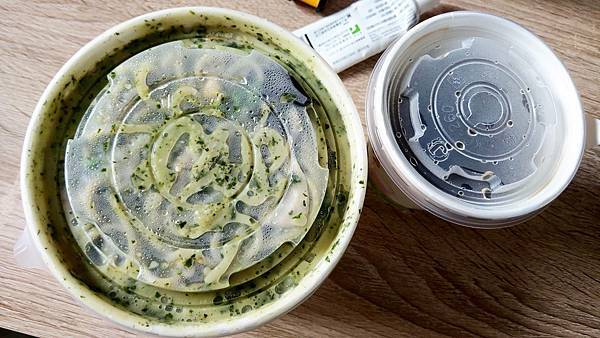 【板橋美食】不一樣義大利麵、焗烤-便宜又大份量美味的路邊攤義大利麵店 【板橋美食】不一樣義大利麵、焗烤-便宜又大份量美味的路邊攤義大利麵店