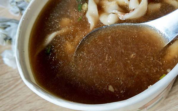 【中和美食】吃得飽專業牛肉麵-免費加麵加湯不加價的超平價牛肉麵