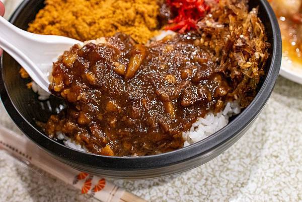 【蘆洲美食】宏點餐廳-被港點耽誤的滷肉飯店