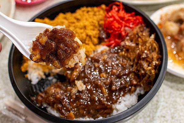 【蘆洲美食】宏點餐廳-被港點耽誤的滷肉飯店