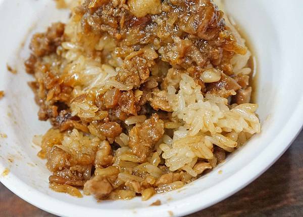 【高雄美食】高雄北港蔡筒仔米糕-大排長龍的超級老字號美食小吃店