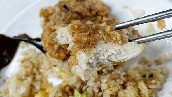 【台北美食】廣東小吃-還沒用餐時間就塞滿建中學生的爆人氣美食店家