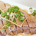 【台中美食】鹿港洪爌肉飯-厚度達5公分以上的超霸氣爌肉飯