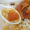 【台中美食】鹿港洪爌肉飯-厚度達5公分以上的超霸氣爌肉飯
