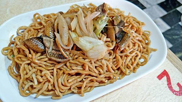 【台南美食】坤記鱔魚意麵-不輸給名店！價格比其它地方便宜１０元以上的內行人美食