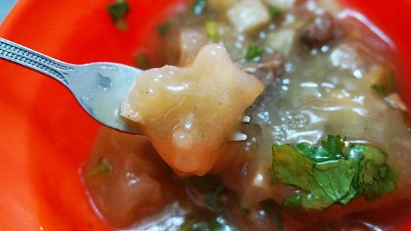 【雲林美食】二崙肉圓-1顆只要25元的超人氣排隊肉圓店,四代傳承的老字號美食 【雲林美食】二崙肉圓-1顆只要25元的超人氣排隊肉圓店,四代傳承的老字號美食