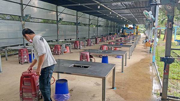 【桃園美食】伍陽城市原創農場-390元烤肉火鍋無限量吃到飽，還有超多樣室內兒童遊戲設施免費玩