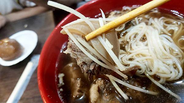 【板橋美食】大碗公當歸羊肉-板橋最多人推薦的魯肉飯店