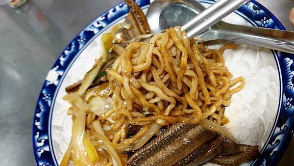 【台南美食】福昇小食-網路評價4.4顆星！超人氣排隊美食店家