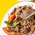 【台北美食】郭家炒牛肉-超過80年老字號！台北最好吃的炒牛肉店家之一