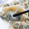 【台南美食】張家水餃店-3.5元水餃15元酸辣湯，CP值爆表需要排隊才能吃到的小吃店