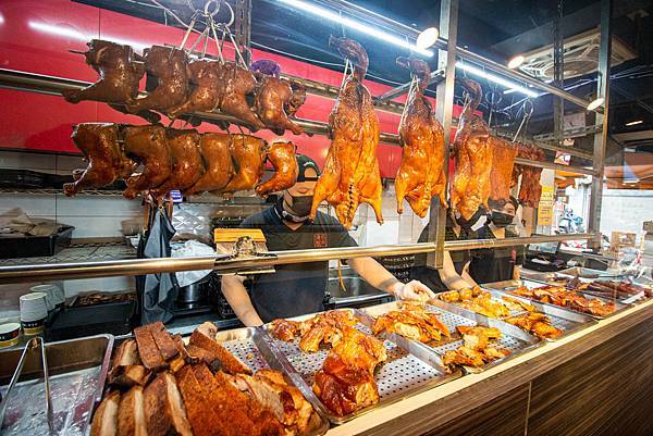 【台北美食】名門燒臘-40年老字號美味的燒臘便當店