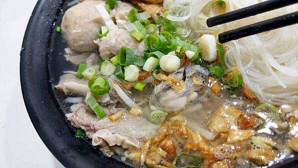 【永和美食】龜叟の什錦麵-超過50年老字號超人氣排隊美食麵店！