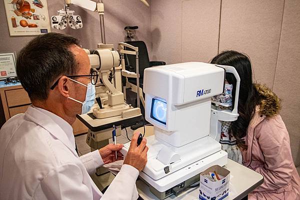 【台北眼鏡推薦】得恩堂眼鏡-專業驗光師，讓你配到最適合最舒適的眼鏡專家