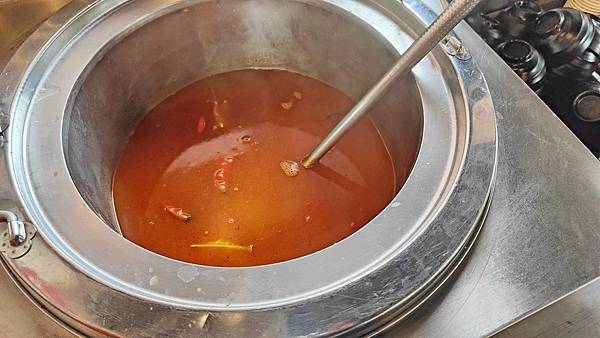 【台北美食】泰鐵板料理-青菜無限量免費加！絕對能讓你吃飽的泰式口味鐵板燒