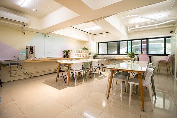 【蘆洲美食】樹屋咖啡Tree House cafe-環境舒適又高貴，價格卻不貴的悠閒餐廳