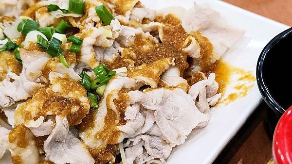 【桃園美食】台灣番鴨牧場-不限金額麻油麵線、雞油拌飯免費吃到飽，CP值爆表的美味餐廳