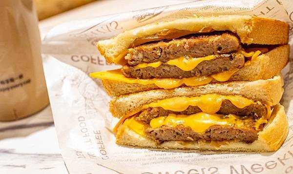 【新莊美食】田揚早午餐-市面少見又好吃必吃的粉漿蛋餅! 【新莊美食】田揚早午餐-市面少見又好吃必吃的粉漿蛋餅!