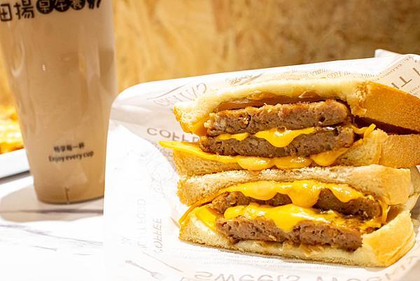 【新莊美食】田揚早午餐-市面少見又好吃必吃的粉漿蛋餅!