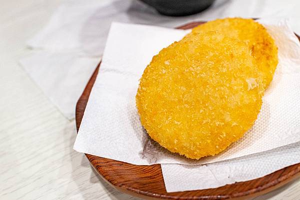 【蘆洲美食】宏點餐廳-30年的老師傅手藝,好吃必點必吃的炒飯炒麵 【蘆洲美食】宏點餐廳-30年的老師傅手藝,好吃必點必吃的炒飯炒麵