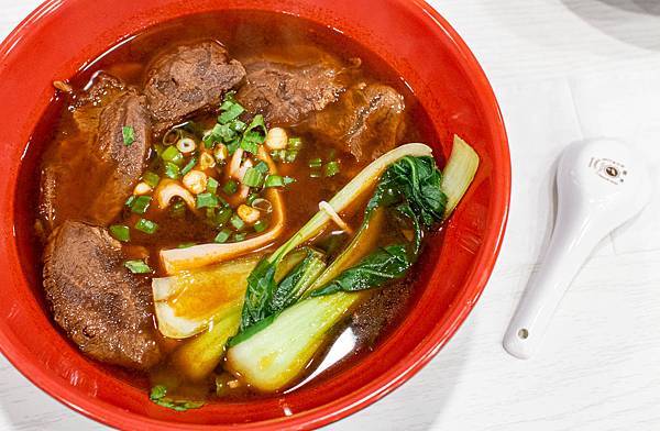 【蘆洲美食】宏點餐廳-30年的老師傅手藝,好吃必點必吃的炒飯炒麵 【蘆洲美食】宏點餐廳-30年的老師傅手藝,好吃必點必吃的炒飯炒麵