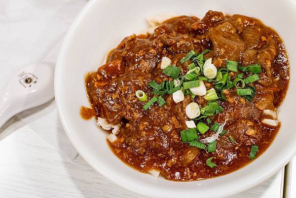 【蘆洲美食】宏點餐廳-30年的老師傅手藝,好吃必點必吃的炒飯炒麵 【蘆洲美食】宏點餐廳-30年的老師傅手藝,好吃必點必吃的炒飯炒麵