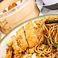 【蘆洲美食】宏點餐廳-３０年的老師傅手藝，好吃必點必吃的炒飯炒麵