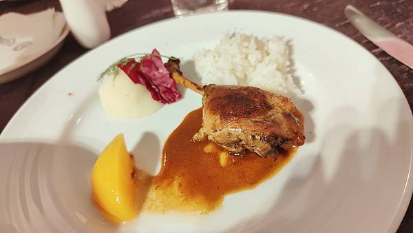 【台北美食】天母盛鑫-壽星半價！副餐比主餐還要強大的老字號西餐廳