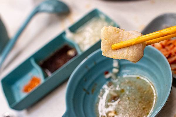 【新莊美食】饞饞燒肉-只要98元起就能吃到美味的火鍋，加29元變火烤二吃