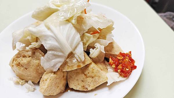 【台北美食】三拾堂紅燒臭豆腐-網路評價4.6顆星!爆推的饒河夜市美食小吃 【台北美食】三拾堂紅燒臭豆腐-網路評價4.6顆星!爆推的饒河夜市美食小吃