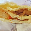 【台北美食】南機場無名蛋餅-排隊人潮幾乎不中斷！網路評價4.5顆星的路邊攤蛋餅店