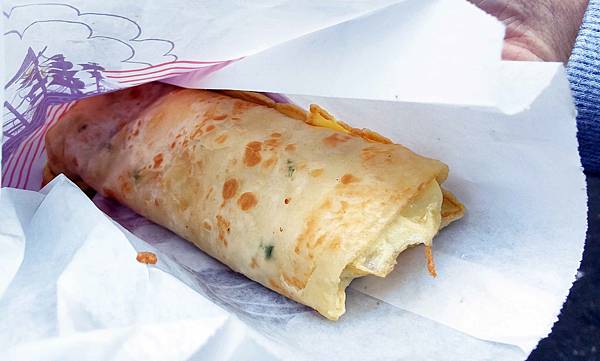 【台北美食】南機場無名蛋餅-排隊人潮幾乎不中斷!網路評價4.5顆星的路邊攤蛋餅店 【台北美食】南機場無名蛋餅-排隊人潮幾乎不中斷!網路評價4.5顆星的路邊攤蛋餅店