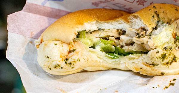 【樹林美食】三絕味沙威瑪-濕潤不乾柴，讓人驚艷的沙威瑪美食，味道非凡