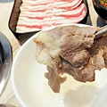 【板橋美食】酷吉火鍋吃到飽-不分平假日時段火鍋吃到飽只要330元，不收服務費，CP值爆高的火鍋吃到飽店