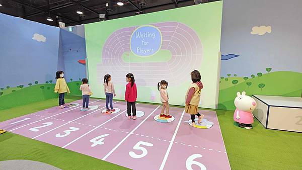 【台北室內親子景點】粉紅豬小妹玩樂日互動特展台北站-2022農曆春節過年出遊必玩的室內景點、親子展覽旅遊景點