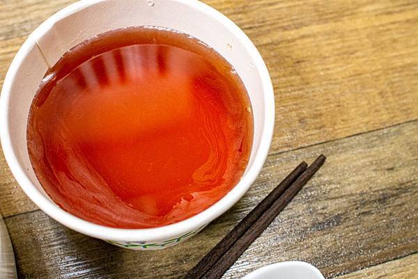 【板橋美食】三年46班-每天只開三小時隱藏在市場裡的爆厚東坡肉便當店