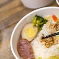 【板橋美食】三年46班-每天只開三小時隱藏在市場裡的爆厚東坡肉便當店