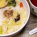 【板橋美食】三年46班-每天只開三小時隱藏在市場裡的爆厚東坡肉便當店