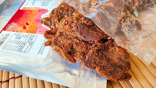 【宅配禮盒】陞煇食品豬肉的專門家-諸事大吉綜合肉鬆四入禮盒%26;%26;休閒零食組,禮送自用兩相宜 【宅配禮盒】陞煇食品豬肉的專門家-諸事大吉綜合肉鬆四入禮盒%26;%26;休閒零食組,禮送自用兩相宜